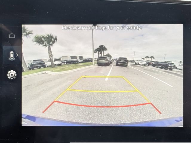 Used 2025 Hyundai Elantra SEL FWD image 22
