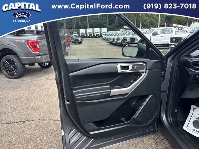 Used 2023 Ford Explorer XLT w/ Equipment Group 202A image 19