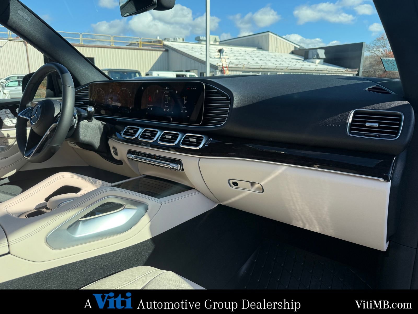 Certified 2025 Mercedes-Benz GLE 450 4MATIC image 28