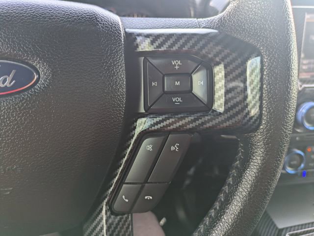 Used 2015 Ford F150 Lariat image 24