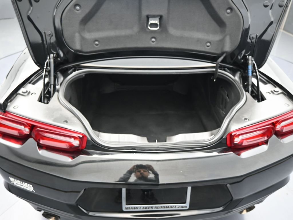 Used 2022 Chevrolet Camaro LT image 36