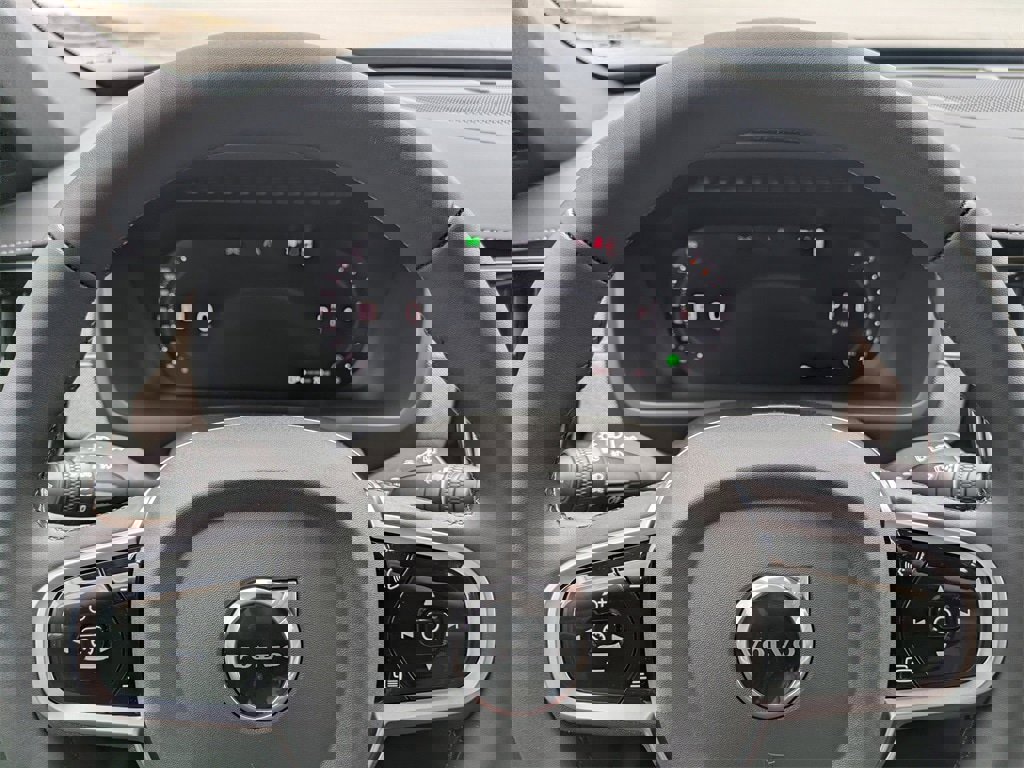 New 2026 Volvo XC90 B6 Plus image 39