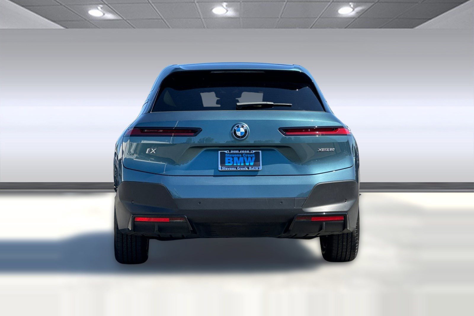 Certified 2023 BMW iX xDrive50 w/ Premium Package AWD/4WD image 10
