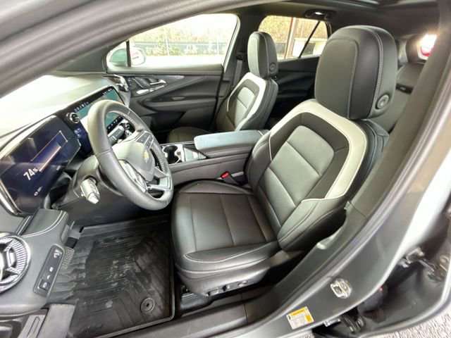 Used 2024 Chevrolet Blazer EV LT AWD/4WD image 19