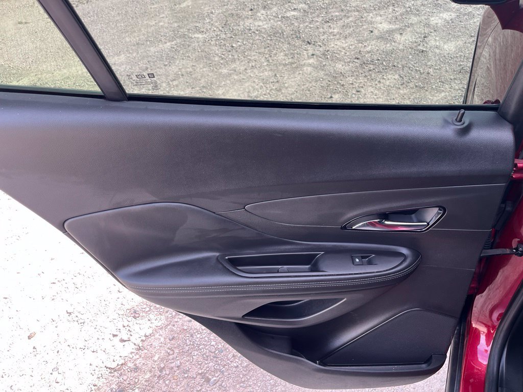 Used 2020 Buick Encore Preferred w/ Safety Package FWD image 23