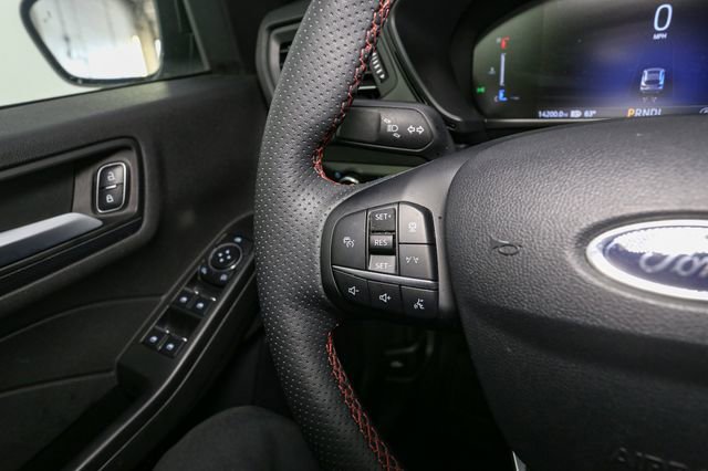 Used 2024 Ford Escape ST-Line w/ Tech Pack #1 AWD/4WD image 32