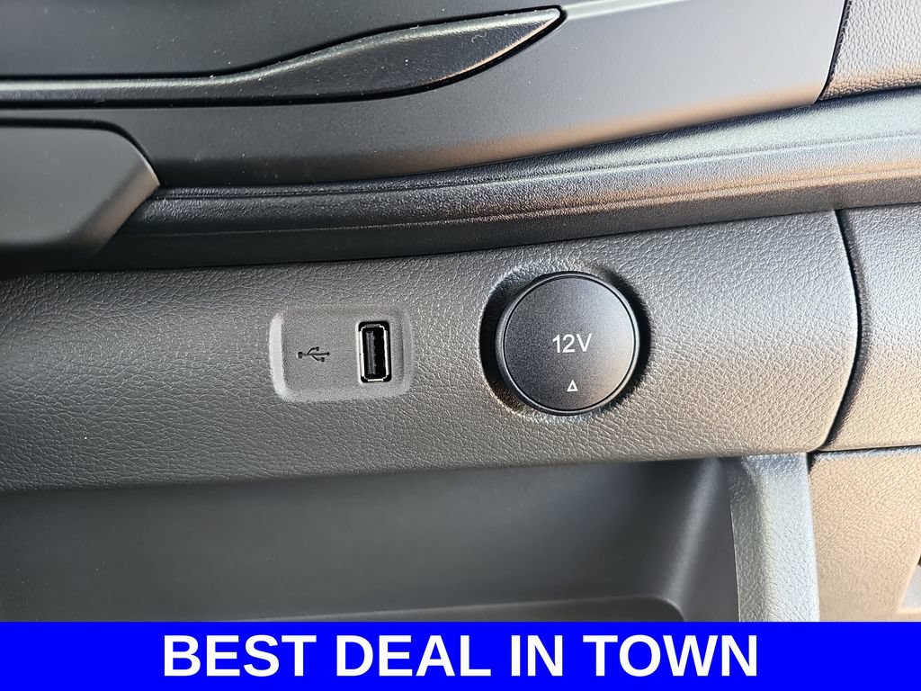 New 2026 Ford Transit 250 148 Medium Roof w/ Load Area Protection Package RWD image 24