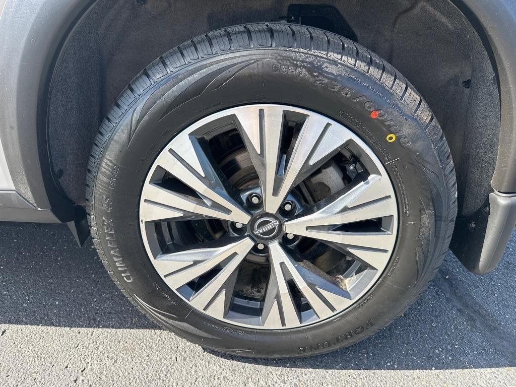 Used 2023 Nissan Rogue SV AWD/4WD image 28