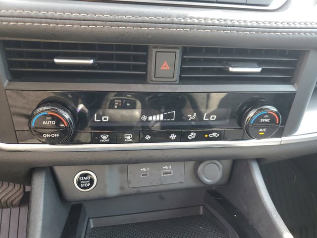 Used 2023 Nissan Rogue SV FWD image 20