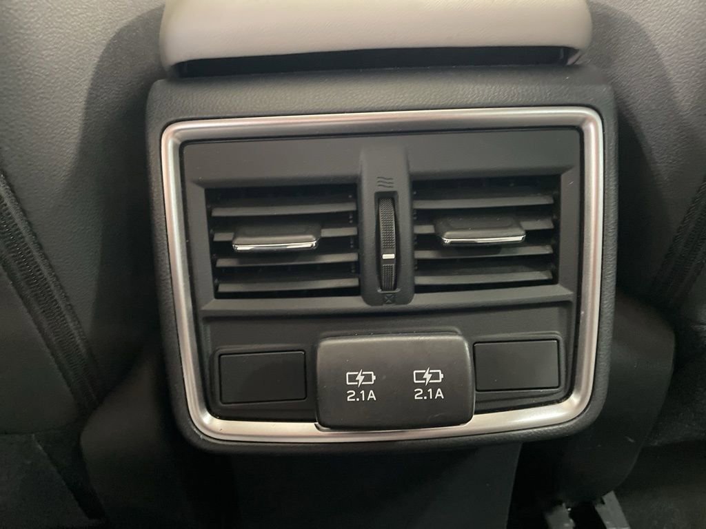 Certified 2023 Subaru Forester Premium image 18