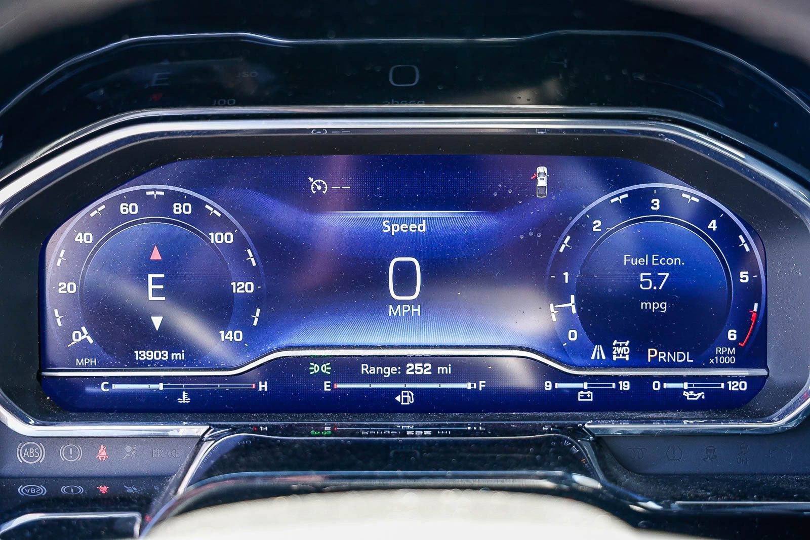 Used 2024 Chevrolet Silverado 2500 ZR2 w/ Technology Package image 6