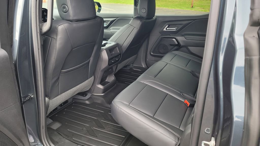 New 2026 Chevrolet Silverado EV LT image 26