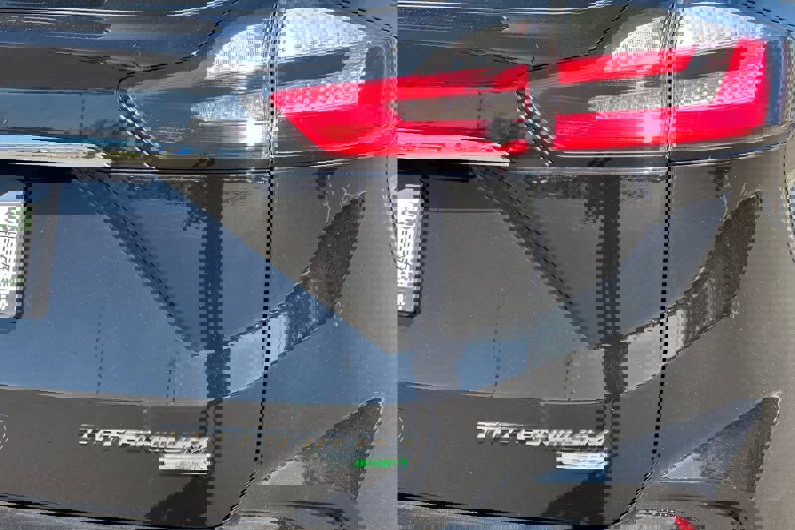 Used 2019 Ford Edge Titanium w/ Equipment Group 301A image 32