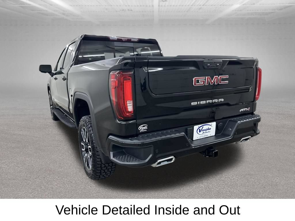 Used 2025 GMC Sierra 1500 AT4 w/ AT4 Premium Package AWD/4WD image 11