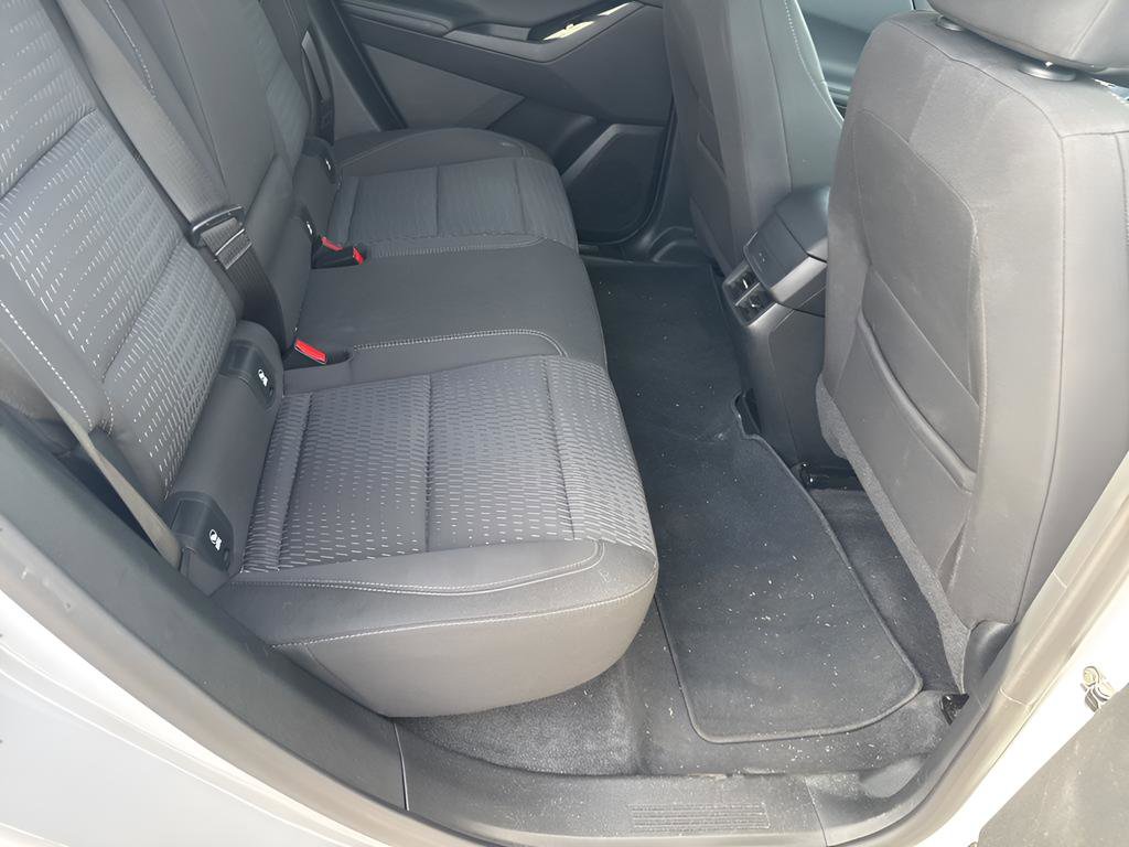 Used 2025 Chevrolet Equinox LT image 20