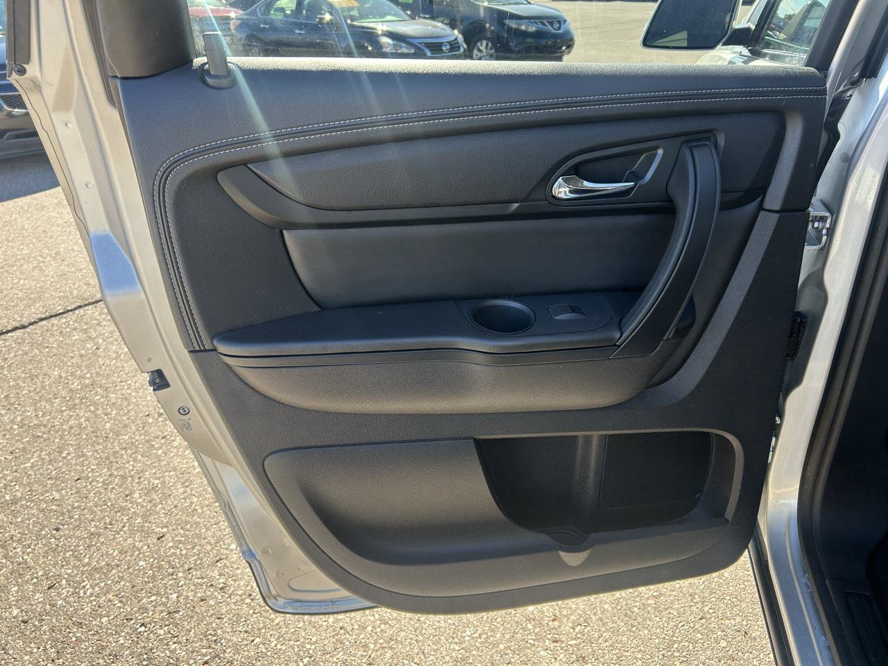 Used 2015 Chevrolet Traverse LT AWD/4WD image 14