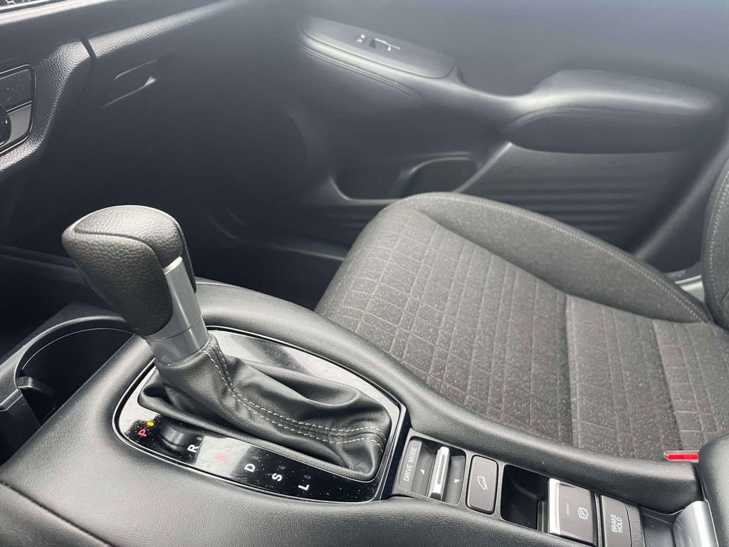 Certified 2023 Honda HR-V LX image 27