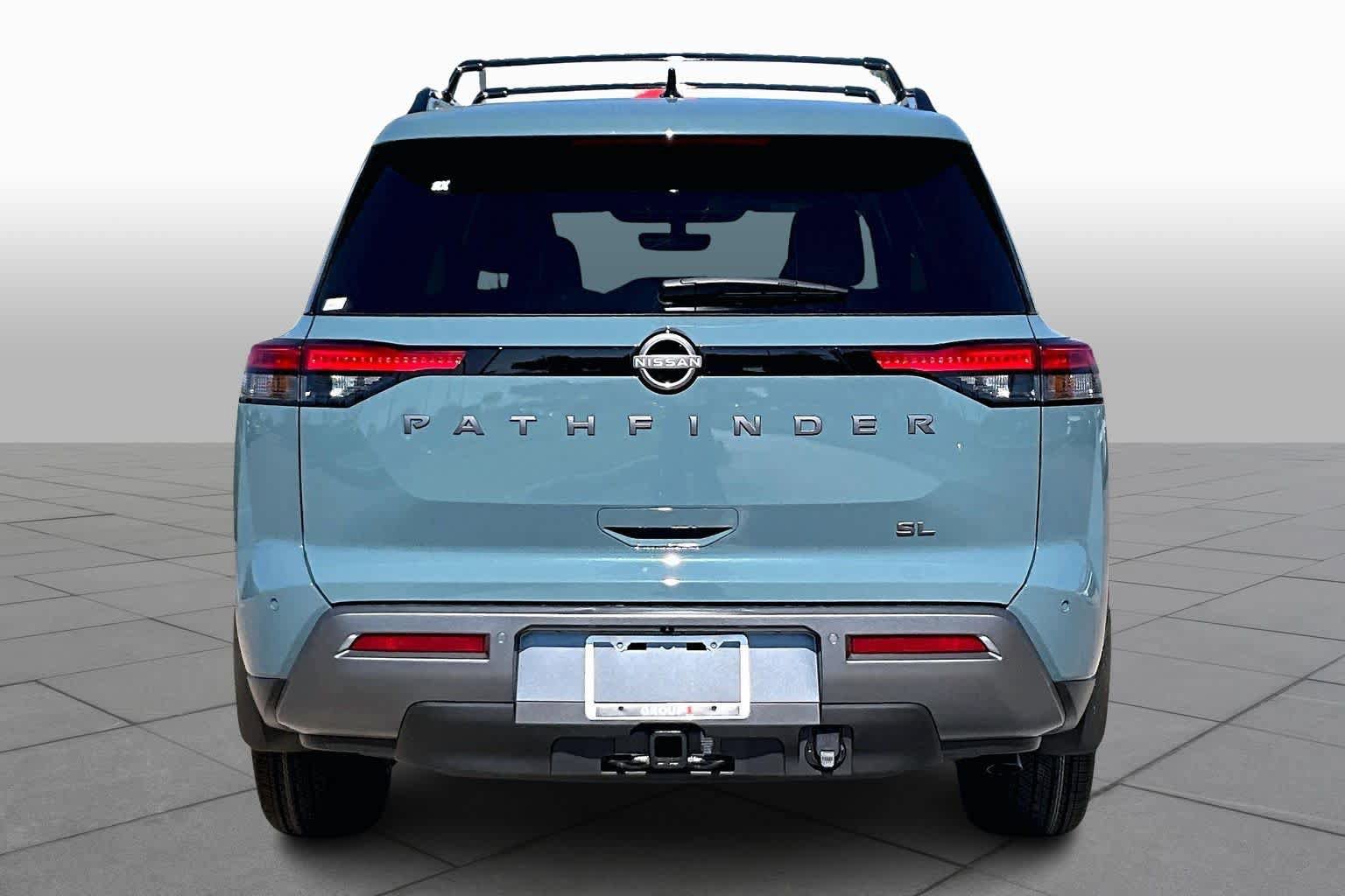 New 2026 Nissan Pathfinder SL w/ SL Premium Package FWD image 4