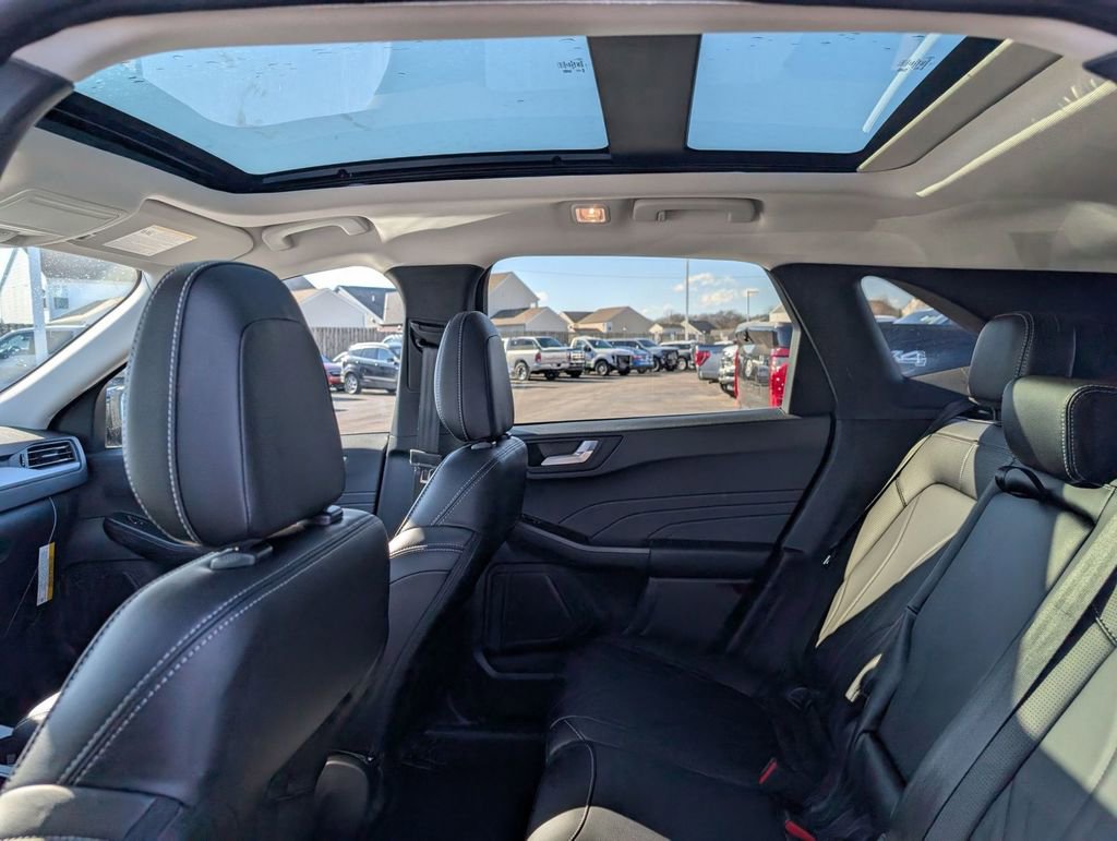 New 2026 Ford Escape Platinum w/ Premium Technology Package AWD/4WD image 47