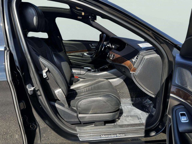 Used 2019 Mercedes-Benz S 560 4MATIC Sedan image 45