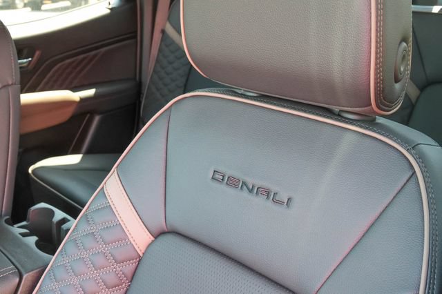 New 2026 GMC Canyon Denali AWD/4WD image 14