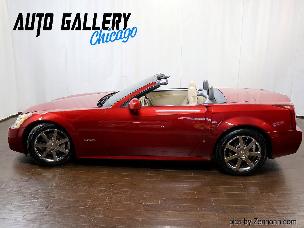 Used 2008 Cadillac XLR RWD image 12