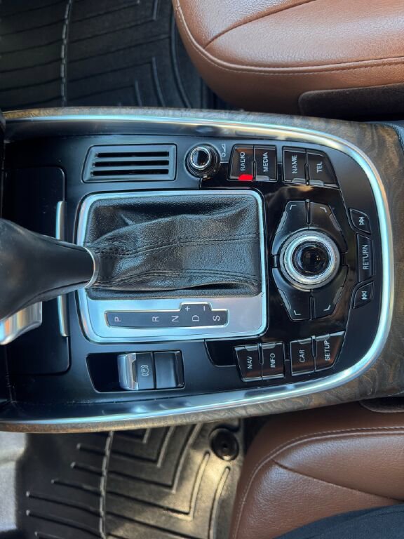 Used 2011 Audi Q5 3.2 Premium Plus image 18