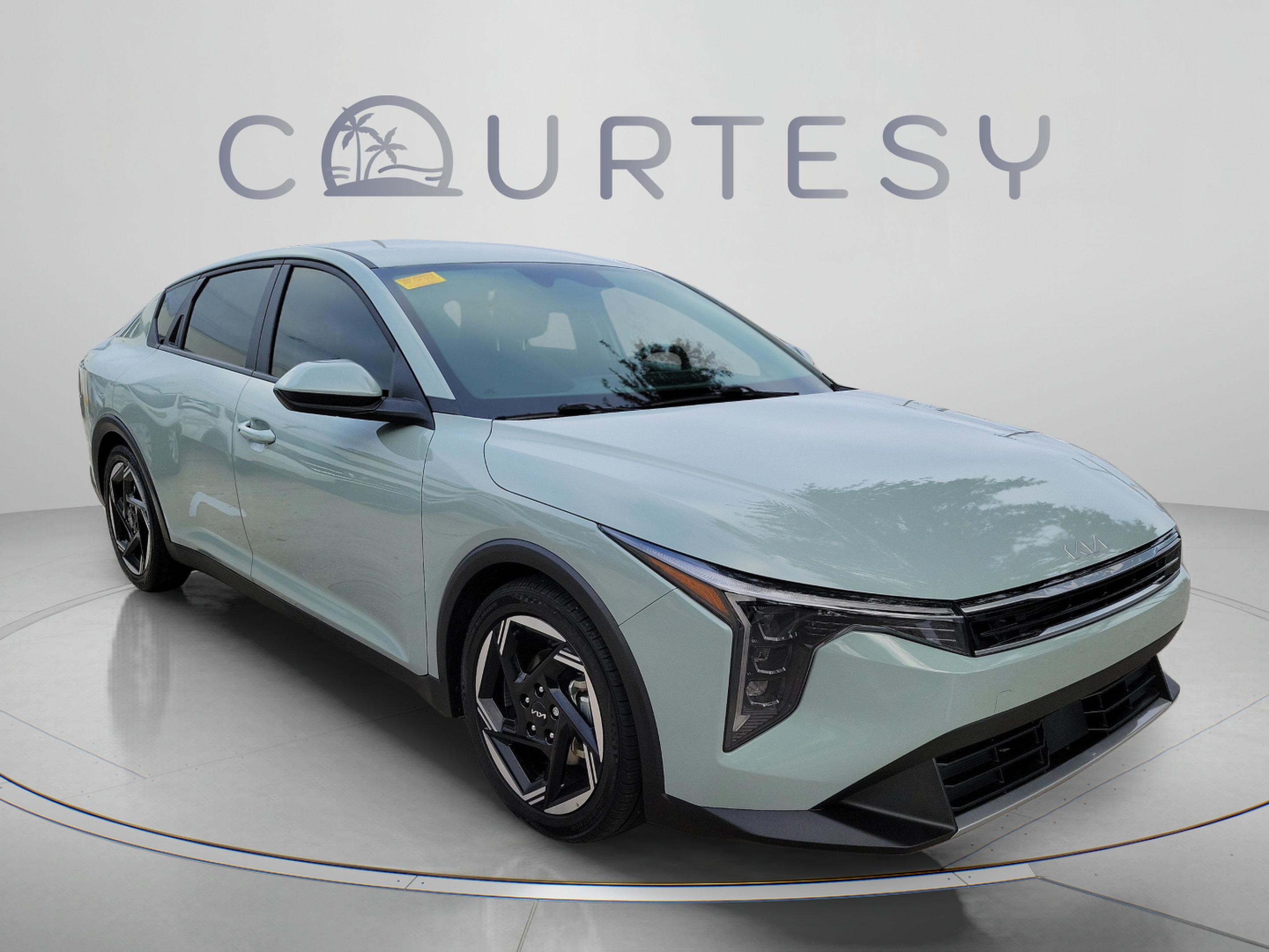 Certified 2025 Kia K4 EX FWD image 5