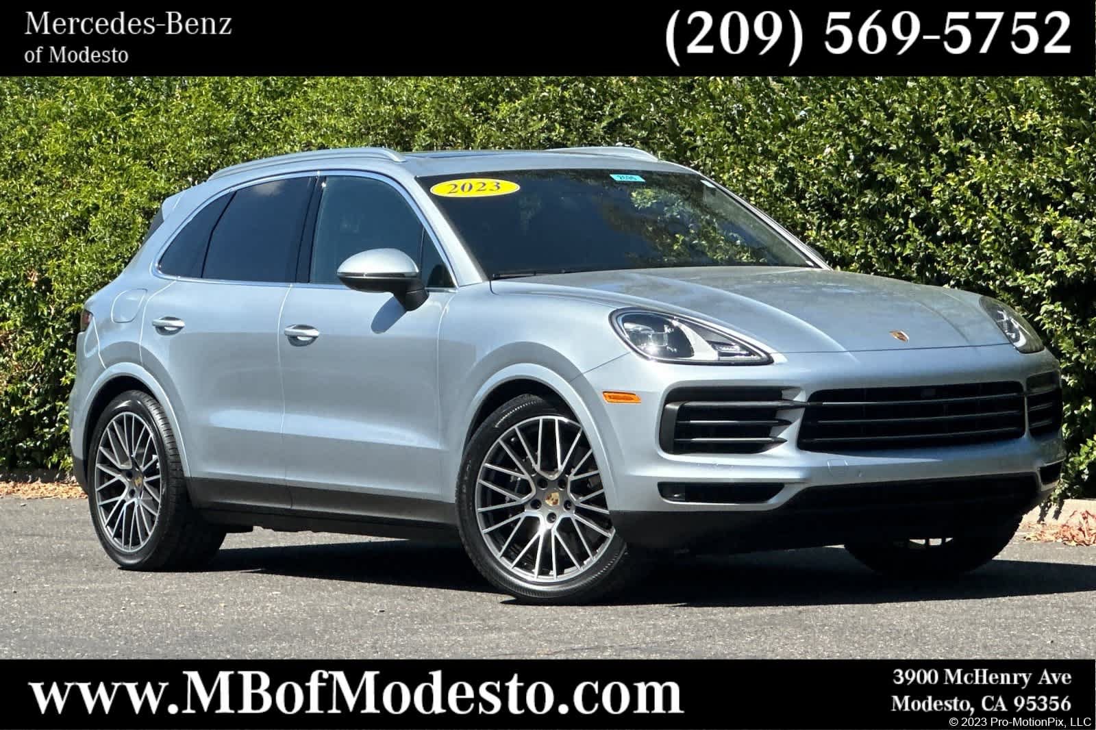 Used 2023 Porsche Cayenne Platinum Edition AWD/4WD image 1