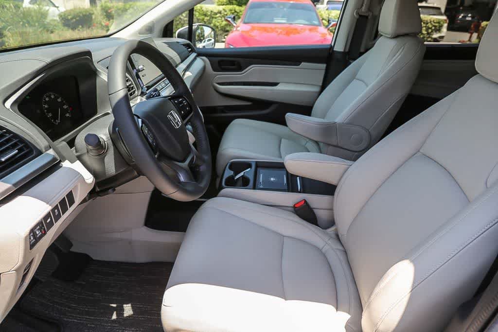 Certified 2026 Honda Odyssey EX-L image 19