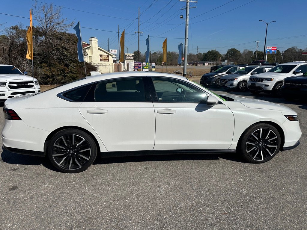 Used 2024 Honda Accord Touring image 6
