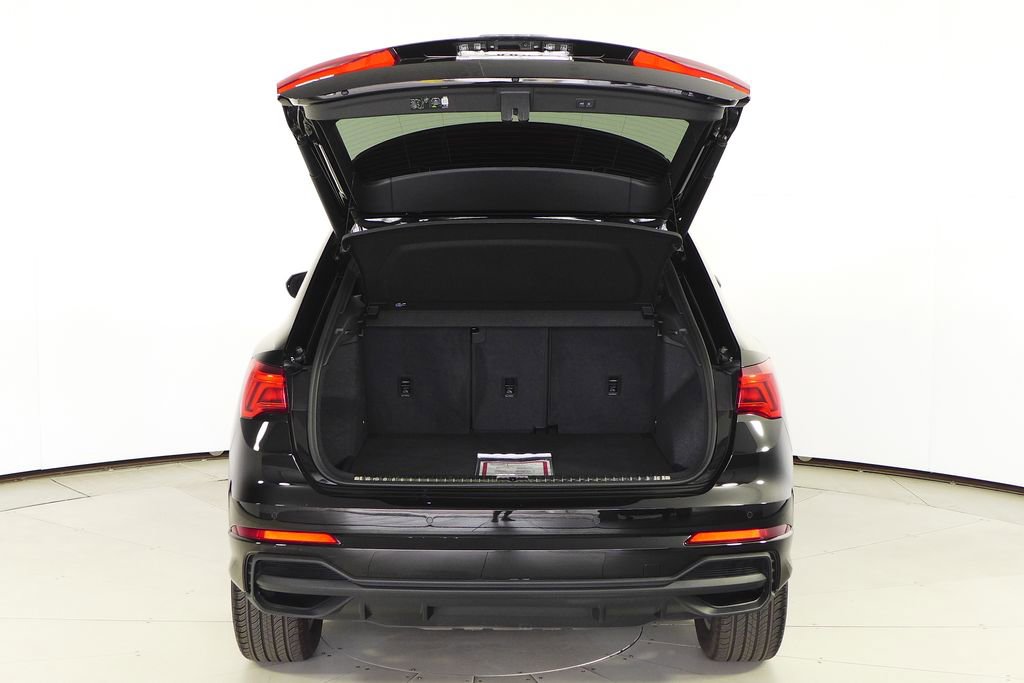 Used 2025 Audi Q3 2.0T Premium Plus w/ Premium Plus Package AWD/4WD image 10