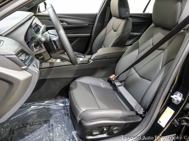 Used 2025 Cadillac CT4 Luxury image 9