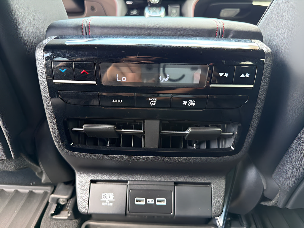 Used 2024 Acura MDX A-Spec AWD/4WD image 27