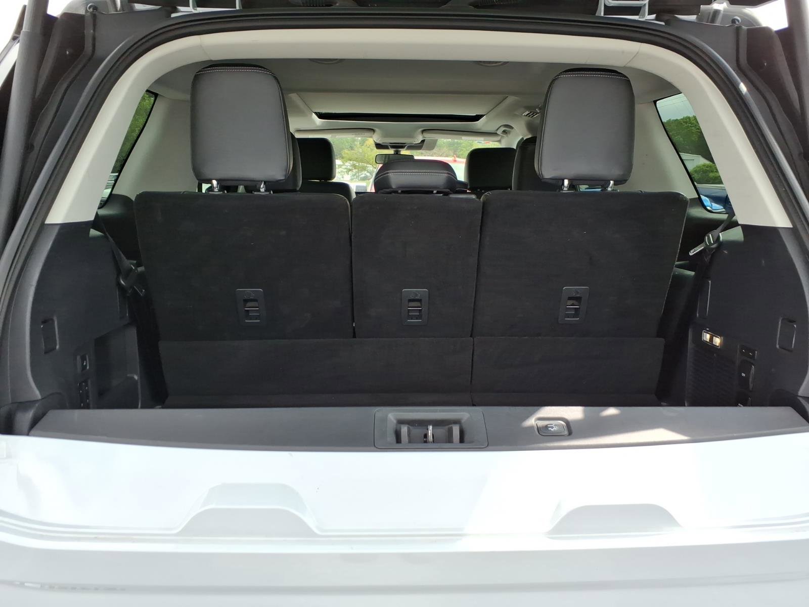 Used 2025 Ford Expedition Platinum AWD/4WD image 7