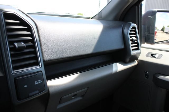 Used 2020 Ford F150 XLT w/ Equipment Group 302A Luxury AWD/4WD image 17