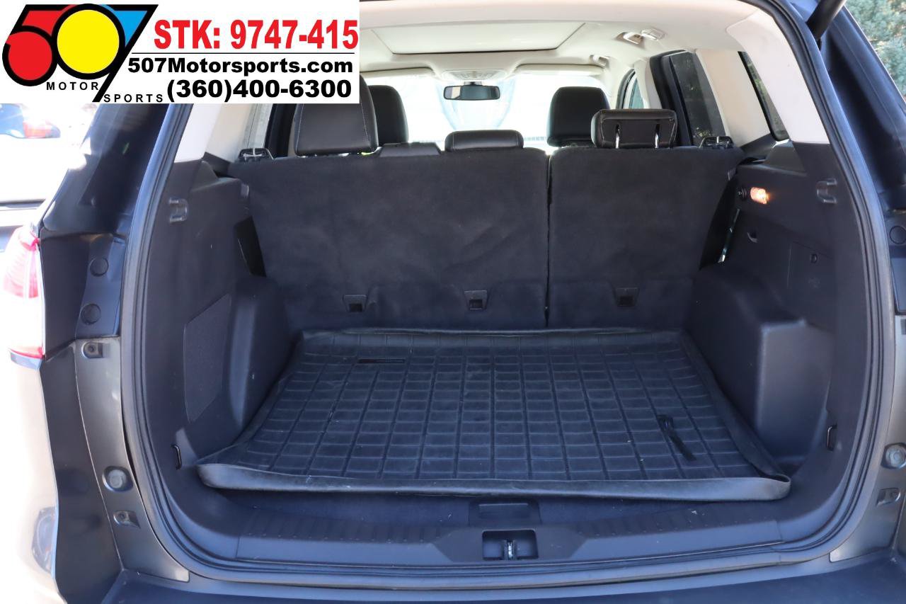 Used 2015 Ford Escape Titanium w/ Equipment Group 301A AWD/4WD image 15