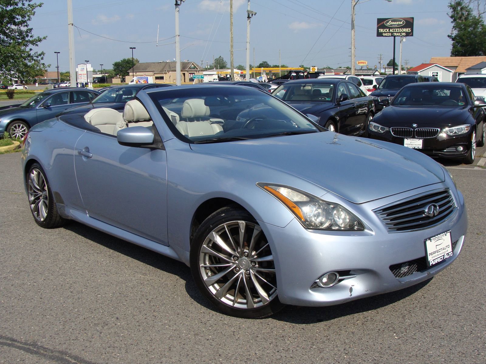 Used 2011 INFINITI G37 Sport w/ Premium Pkg