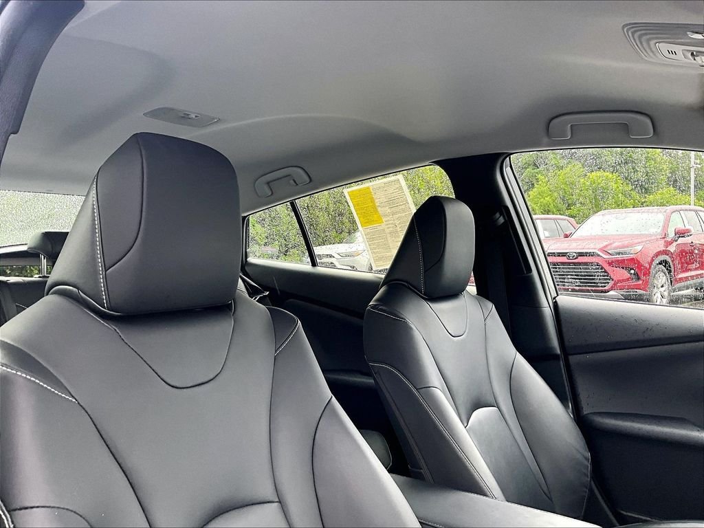 Used 2022 Toyota Prius Prime XLE FWD image 22