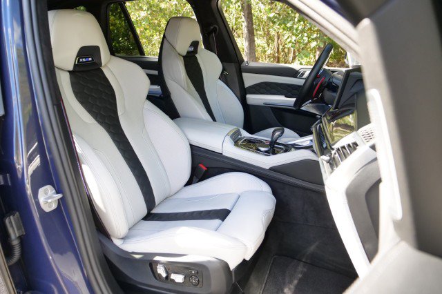 Used 2025 BMW X5 M Competition w/ Executive Package image 63