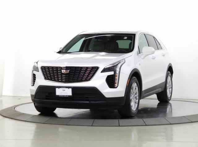 Certified 2023 Cadillac XT4 Luxury w/ Cold Weather Package