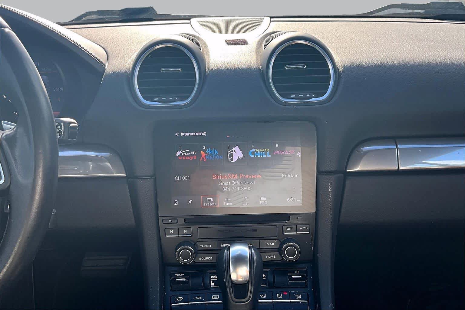 Used 2019 Porsche 718 Cayman RWD image 7