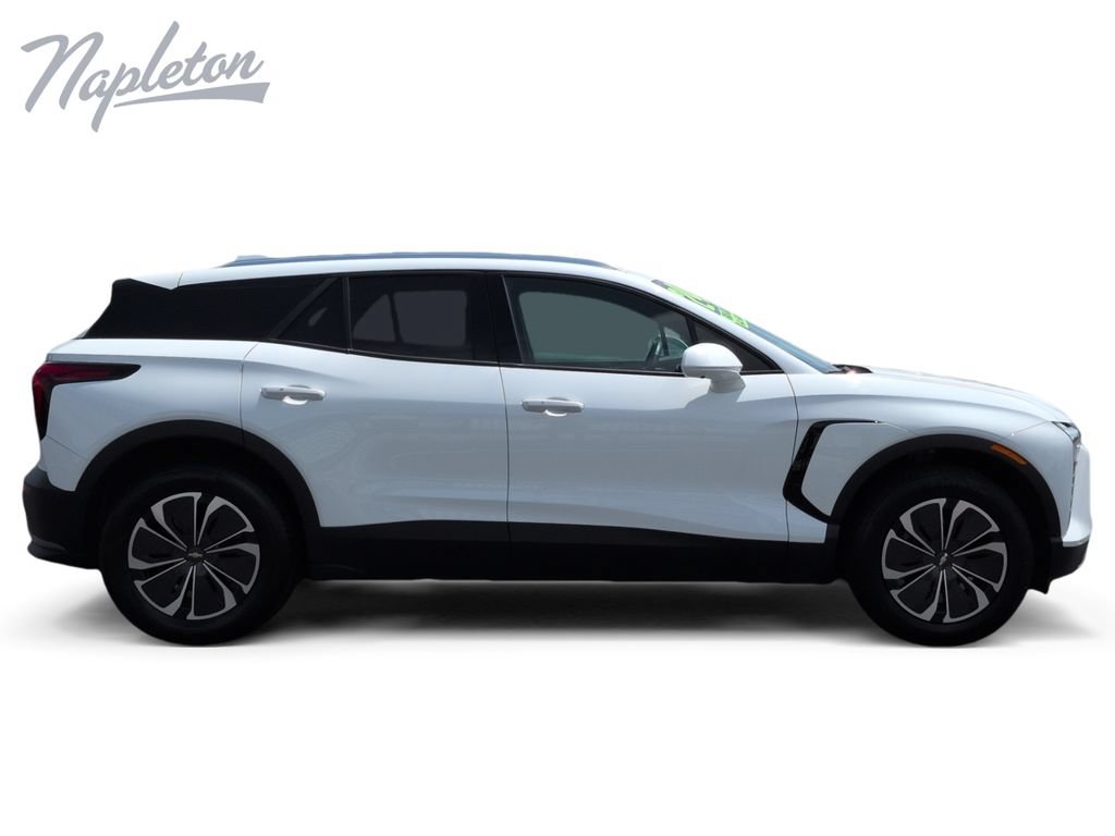 Used 2024 Chevrolet Blazer EV LT AWD/4WD image 7