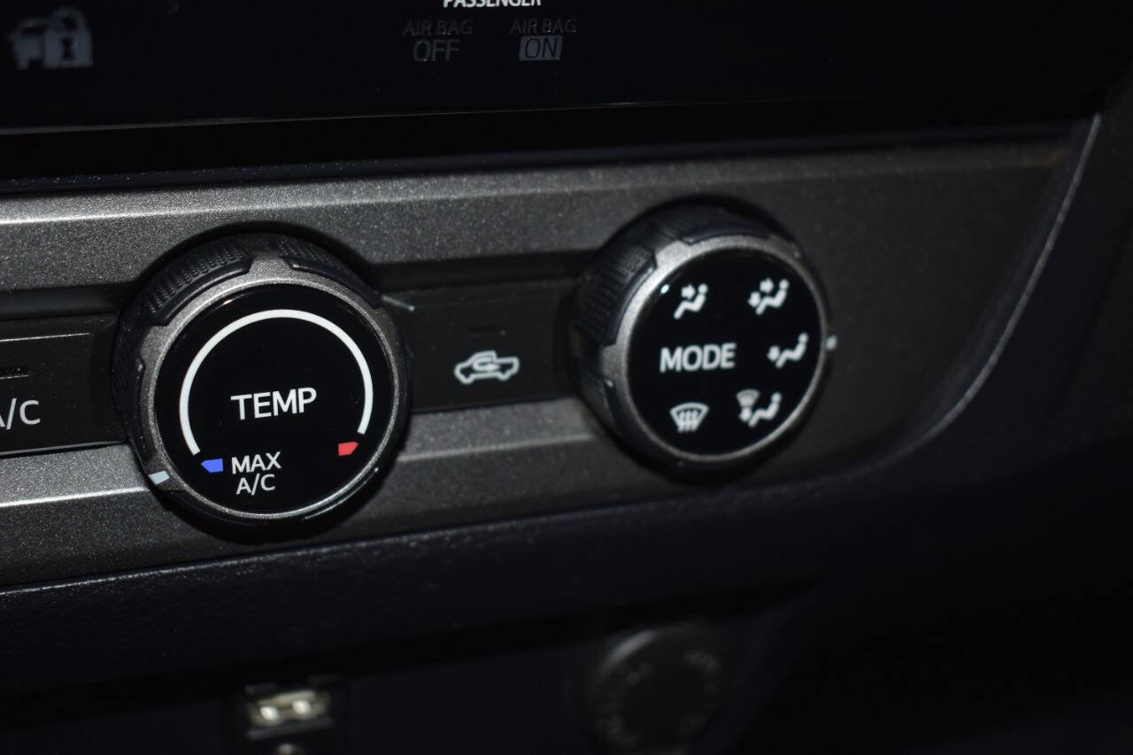 Used 2017 Toyota Tacoma TRD Off-Road image 58