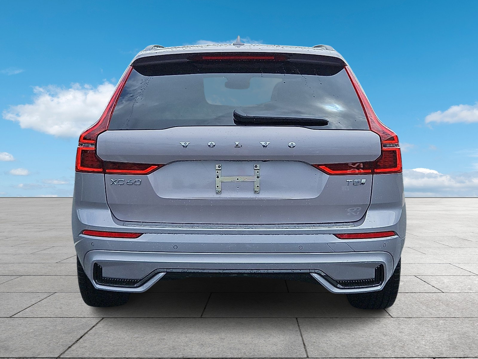 New 2026 Volvo XC60 T8 Plus w/ Protection Package Premier AWD/4WD image 5