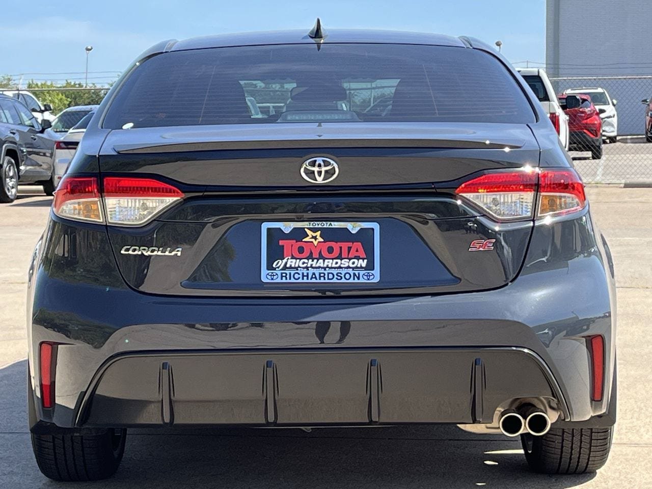 Used 2026 Toyota Corolla SE FWD image 5