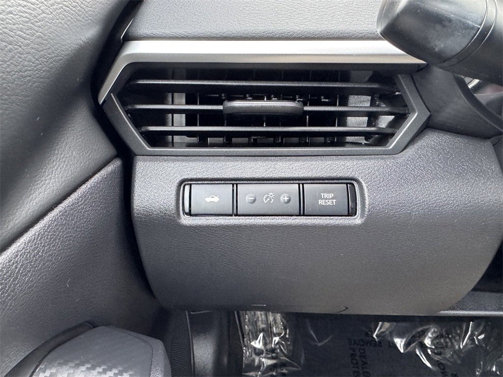 Used 2020 Nissan Altima 2.5 SR w/ Premium Package image 23