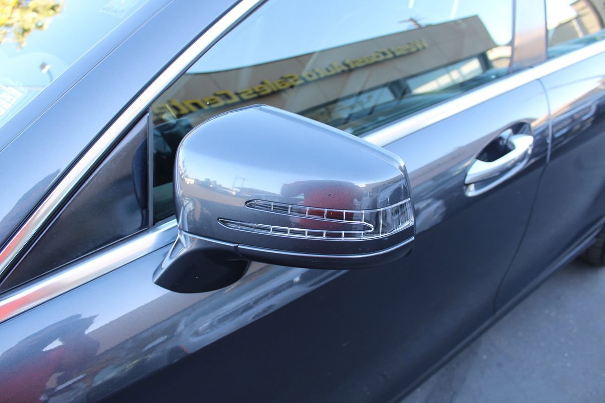 Used 2013 Mercedes-Benz CLS 550 image 12