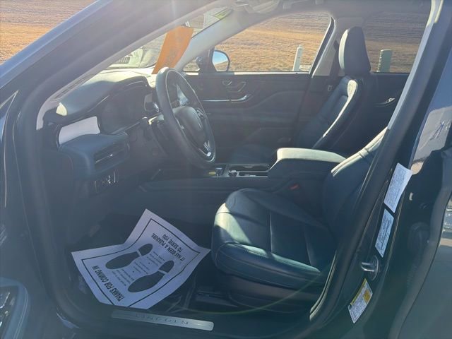 Used 2021 Lincoln Corsair Reserve image 9