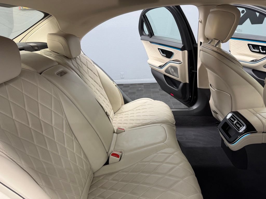 Used 2024 Mercedes-Benz S 580 4MATIC Sedan image 44
